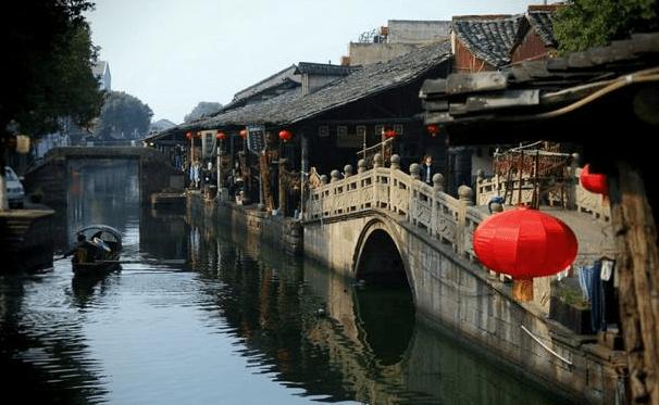 小城夏天串词简短游戏画面