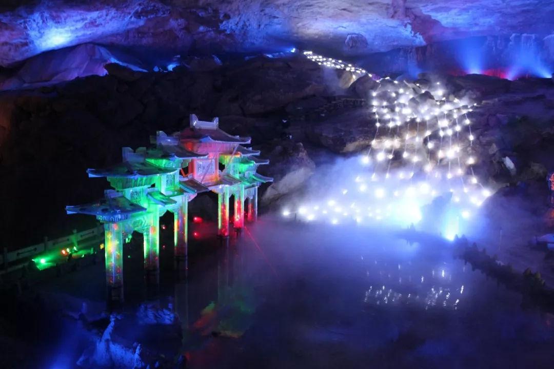 龙地逃生